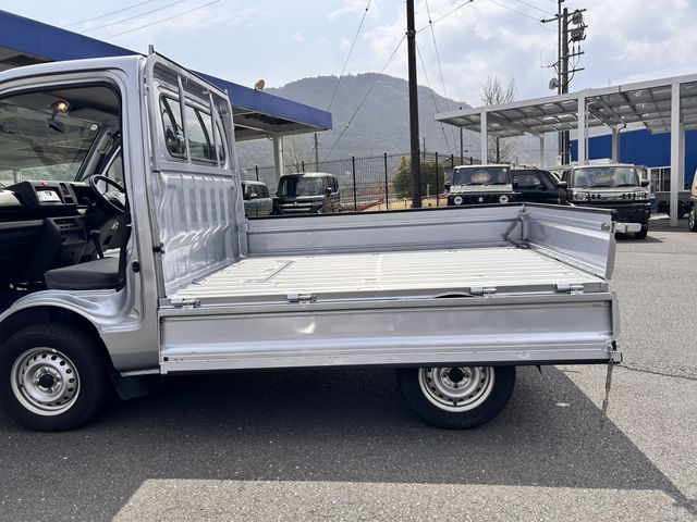 DAIHATSU HIJET TRUCK 4WD 2016 Image 31