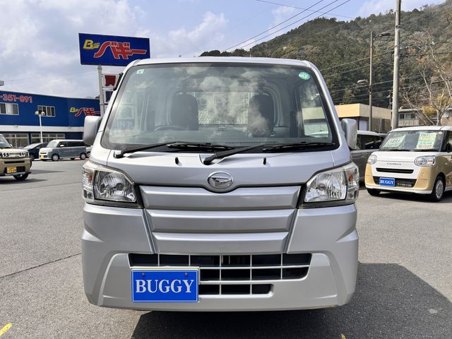 DAIHATSU HIJET TRUCK 4WD 2016 Image 31