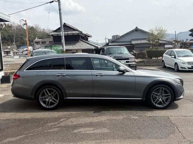 MERCEDES BENZ E CLAS 2019 Image 31