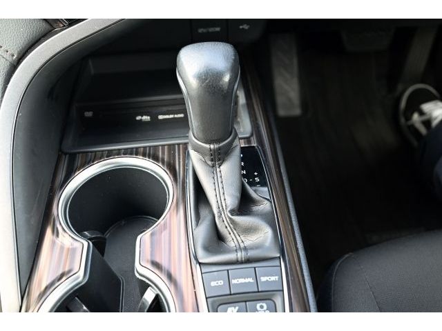 TOYOTA CAMRY HYBRID 2020 Image 31