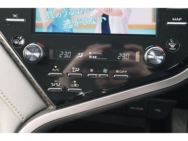 TOYOTA CAMRY HYBRID 2020 Image 31