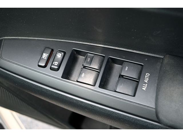 TOYOTA COROLLA AXIO 2018 Image 31