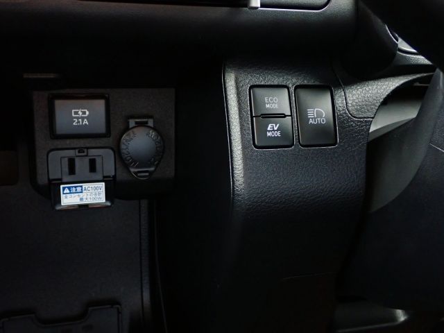 TOYOTA PROBOX VAN HYBRID 2024 Image 31