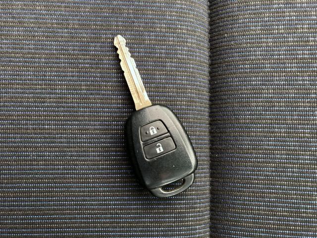 TOYOTA PROBOX VAN HYBRID 2024 Image 31