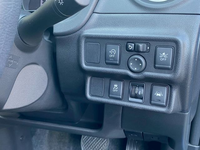 NISSAN NOTE 2018 Image 31