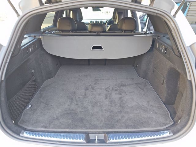 MERCEDES BENZ C CLAS 2023 Image 31