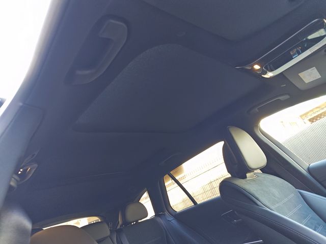 MERCEDES BENZ C CLAS 2023 Image 31