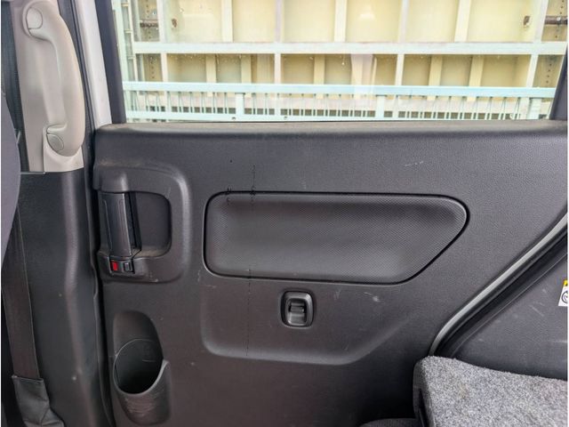 SUZUKI SPACIA 2017 Image 31