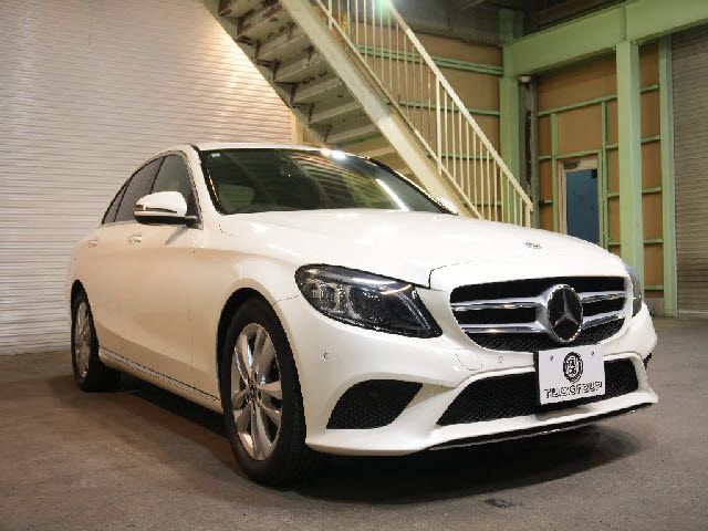 MERCEDES BENZ C CLAS 2019 Image 31