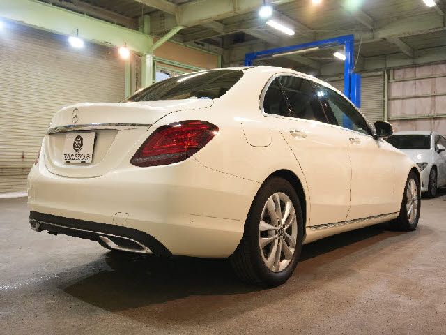 MERCEDES BENZ C CLAS 2019 Image 31