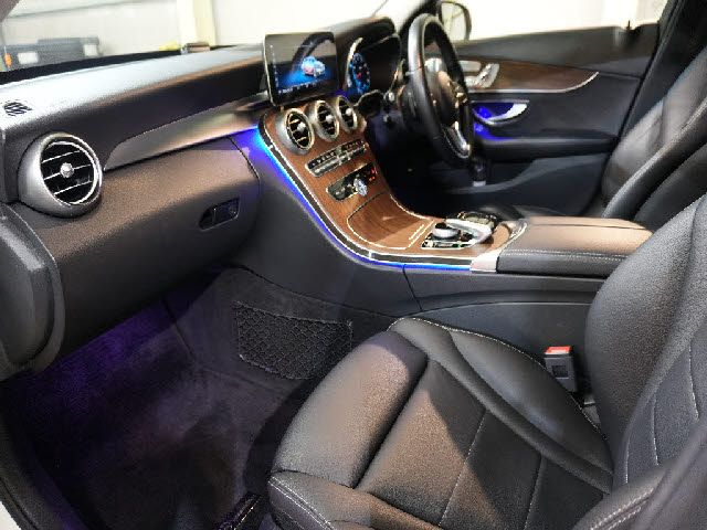 MERCEDES BENZ C CLAS 2019 Image 31