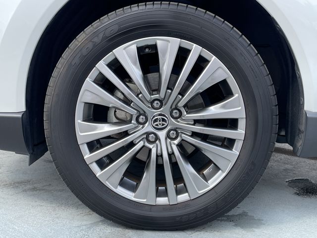 TOYOTA HARRIER 2WD 2023 Image 31