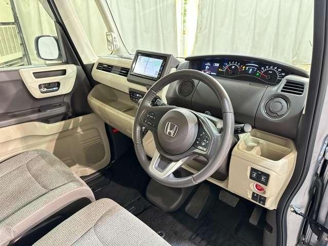 HONDA N BOX 2018 Image 31