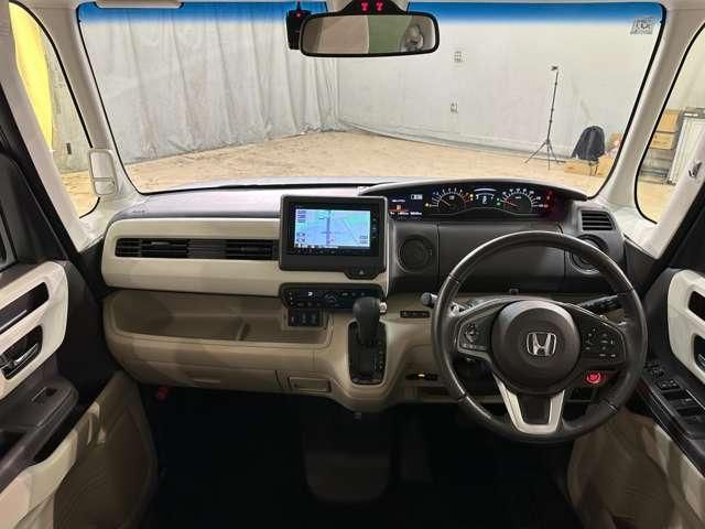 HONDA N BOX 2018 Image 31