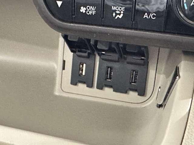 HONDA N BOX 2018 Image 31