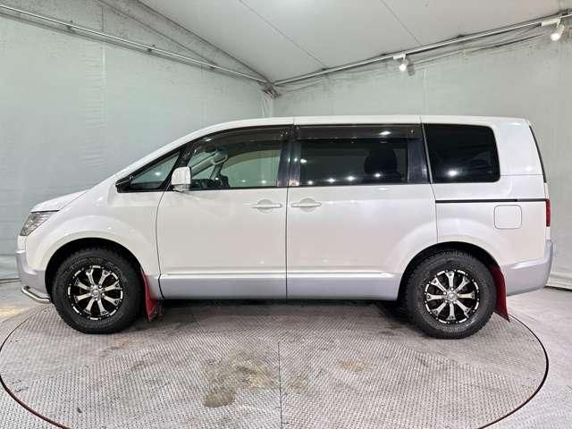 MITSUBISHI DELICA D:5 2WD 2011 Image 31