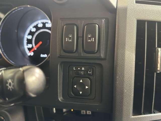 MITSUBISHI DELICA D:5 2WD 2011 Image 31