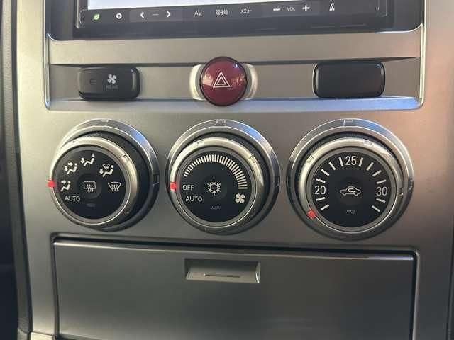 MITSUBISHI DELICA D:5 2WD 2011 Image 31