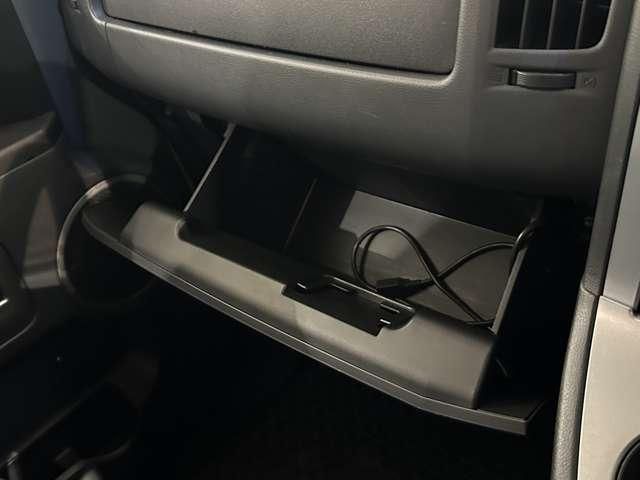 MITSUBISHI DELICA D:5 2WD 2011 Image 31