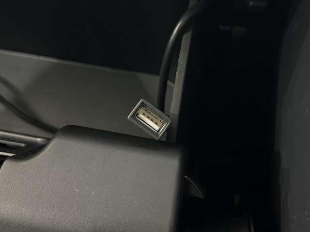 MITSUBISHI DELICA D:5 2WD 2011 Image 31