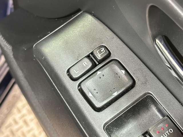 MAZDA PREMACY 2011 Image 31