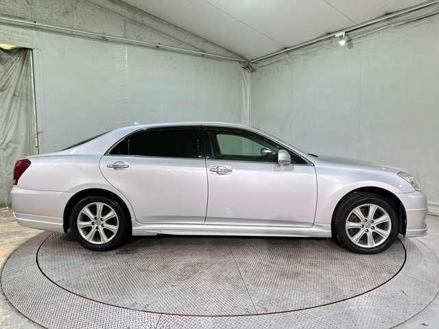 TOYOTA CROWN MAJESTA 2011 Image 31