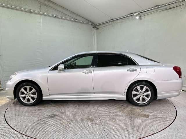 TOYOTA CROWN MAJESTA 2011 Image 31