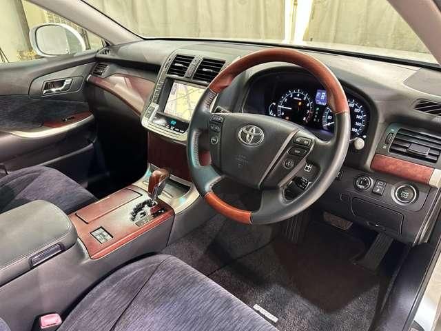 TOYOTA CROWN MAJESTA 2011 Image 31