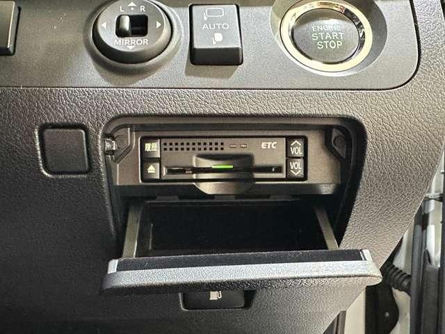 TOYOTA CROWN MAJESTA 2011 Image 31