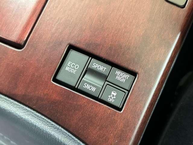 TOYOTA CROWN MAJESTA 2011 Image 31