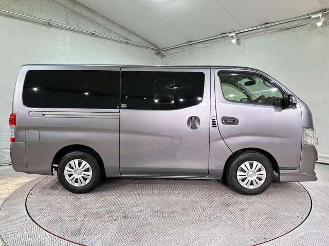 NISSAN NV350 CARAVAN 2021 Image 31