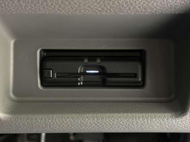 NISSAN NV350 CARAVAN 2021 Image 31