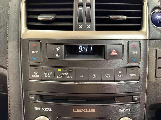 TOYOTA LEXUS HS250H 2013 Image 31