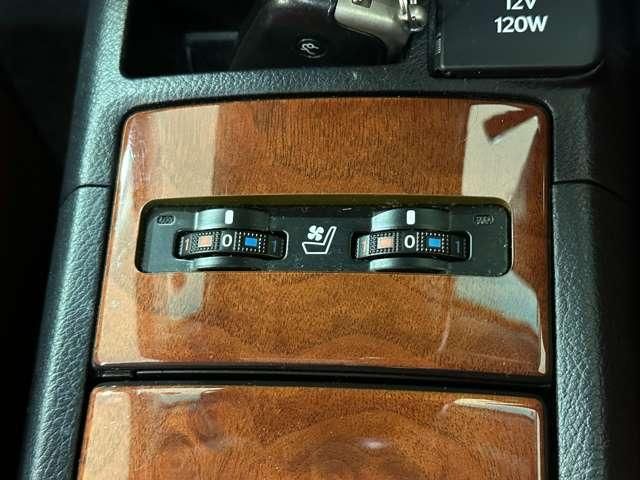 TOYOTA LEXUS HS250H 2013 Image 31