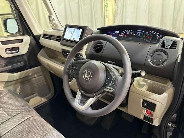 HONDA N BOX 2018 Image 31