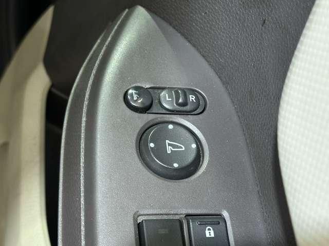 HONDA N BOX 2018 Image 31