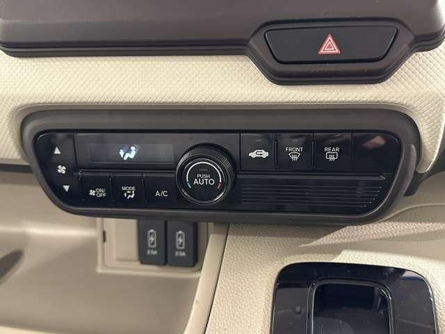 HONDA N BOX 2018 Image 31