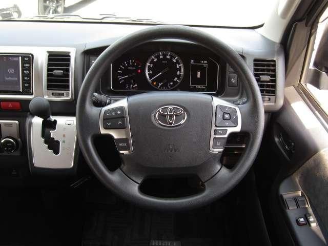 TOYOTA HIACE WAGON 4WD 2022 Image 31