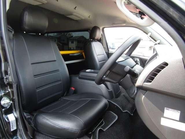 TOYOTA HIACE WAGON 4WD 2022 Image 31