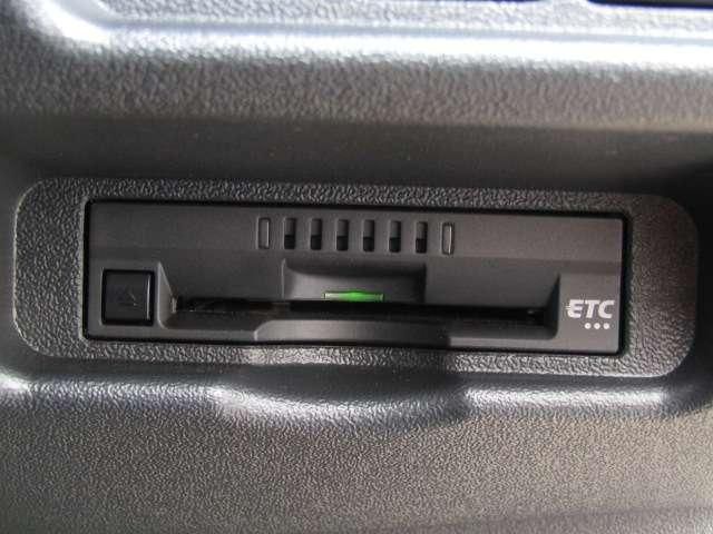 TOYOTA HIACE WAGON 4WD 2022 Image 31