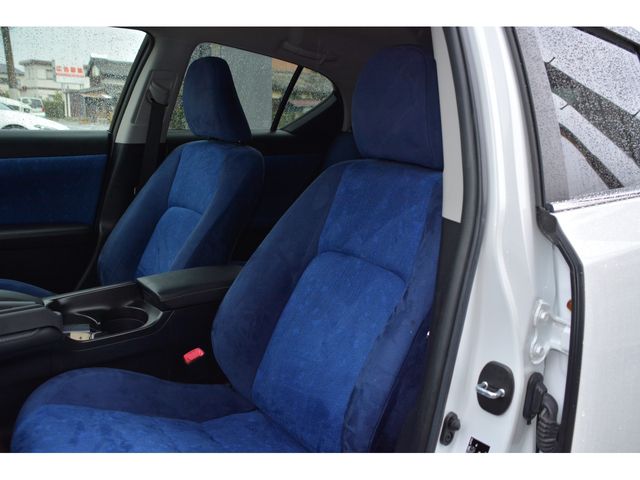 TOYOTA LEXUS CT200H 2011 Image 31