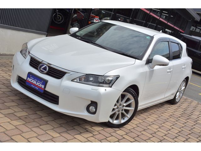 TOYOTA LEXUS CT200H 2011 Image 31