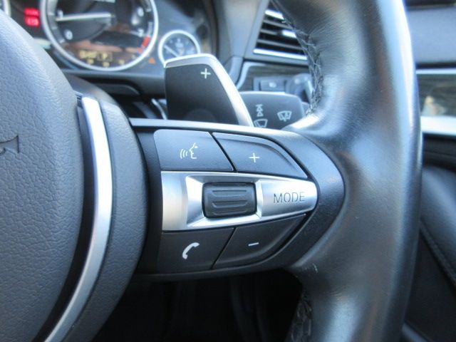 BMW 5SERIES SEDAN 2017 Image 31