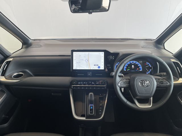 TOYOTA NOAH HYBRID 2026 Image 31