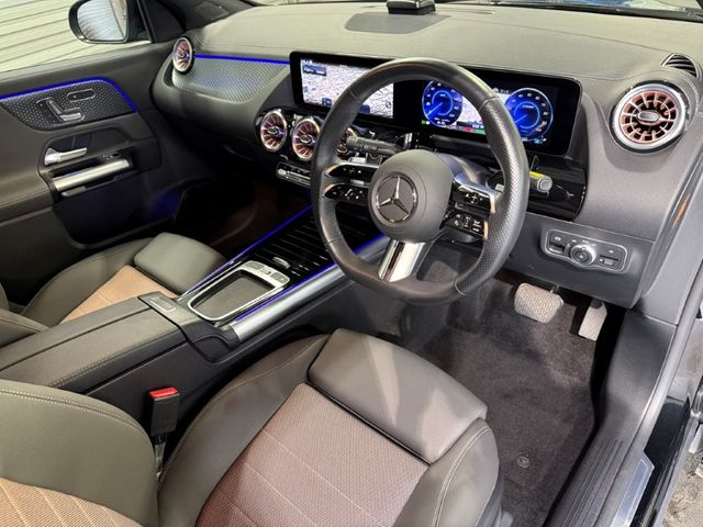 MERCEDES BENZ EQA 2024 Image 31