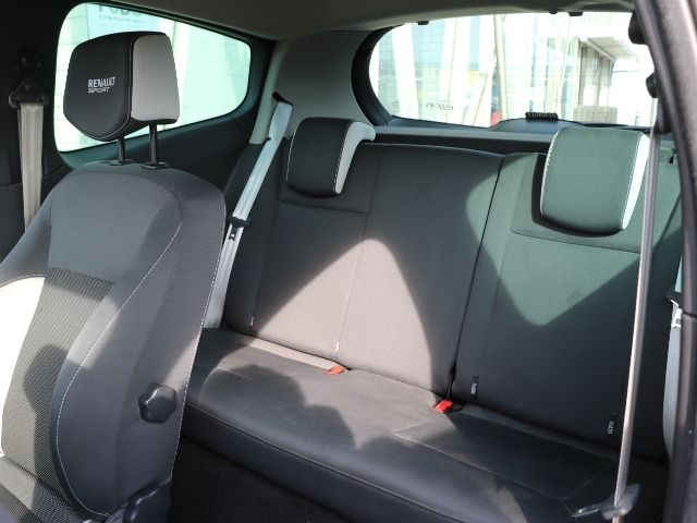 RENAULT LUTECIA 2012 Image 31