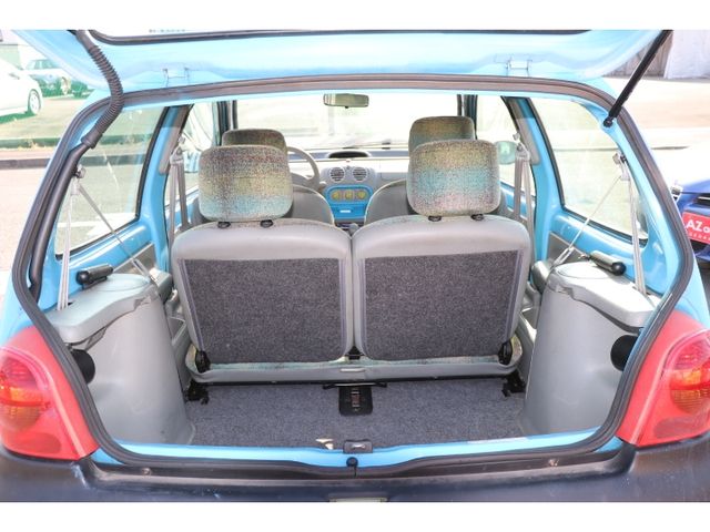 RENAULT TWINGO 2001 Image 31