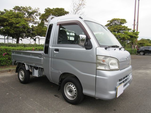 DAIHATSU HIJET TRUCK 4WD 2012 Image 31