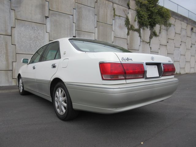 TOYOTA CROWN SEDAN 2002 Image 31