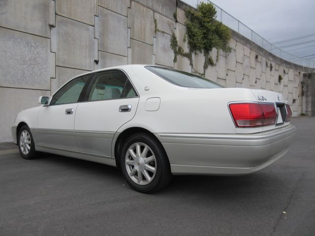 TOYOTA CROWN SEDAN 2002 Image 31